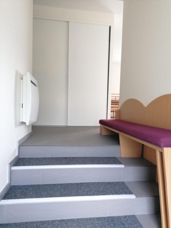 Appartement Lily-Rose Cerizay Bagian luar foto